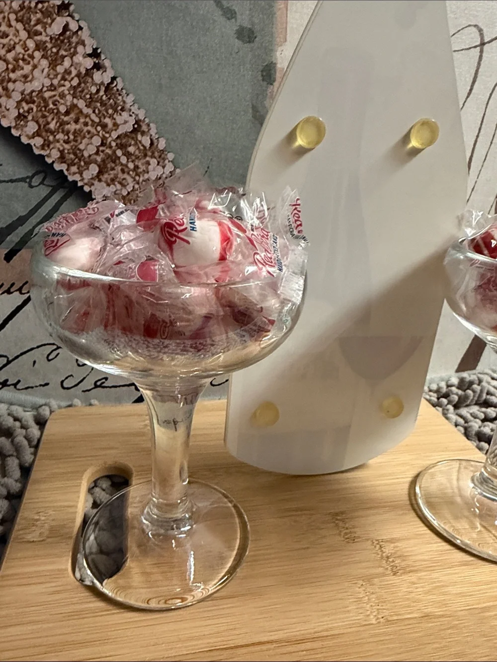 2 Unbranded  Candy filled Party Glass’s & wine spoon rest. Gift set.